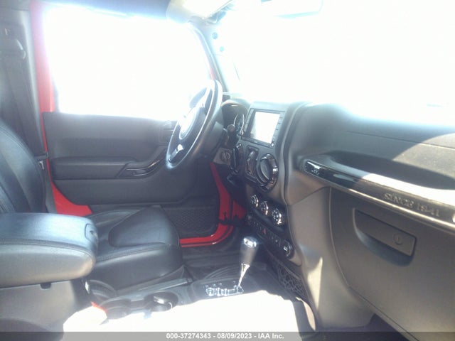 1C4HJWEG7EL324254 Jeep Wrangler Unlimited Altitude