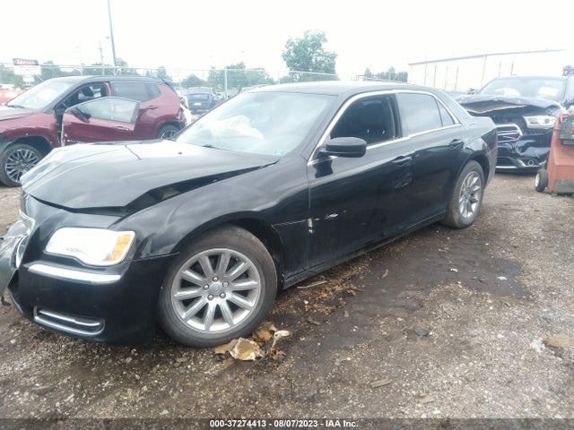 Chrysler 300 2014 2C3CCAAG6EH297028 Image 2