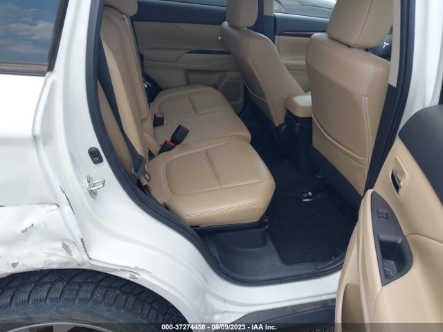 JA4AZ3A34EZ014484 Mitsubishi Outlander Se