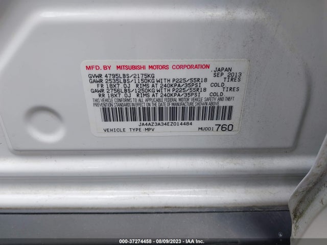 JA4AZ3A34EZ014484 Mitsubishi Outlander Se