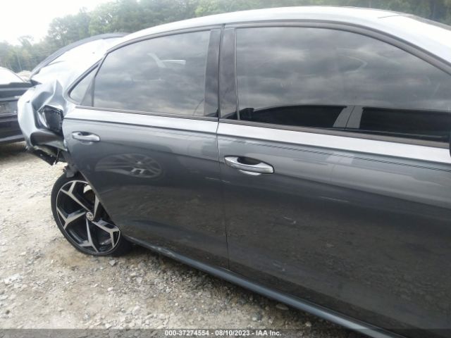 1VWMA7A31LC001819 Volkswagen Passat 2.0t R-line