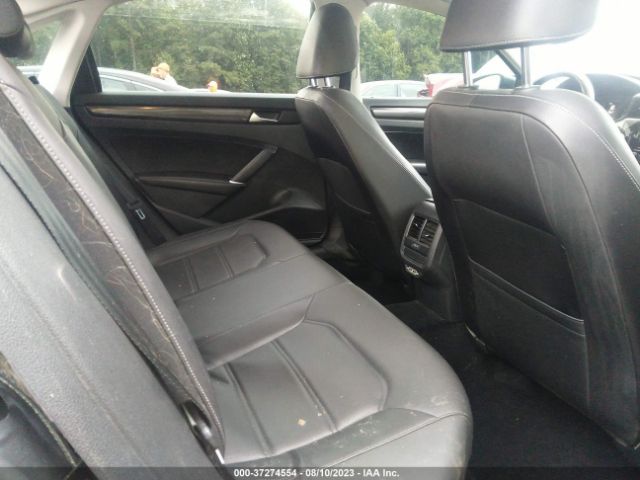 1VWMA7A31LC001819 Volkswagen Passat 2.0t R-line