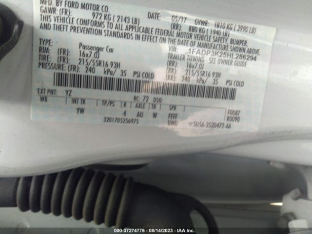 1FADP3K25HL286294 Ford FOCUS SE
