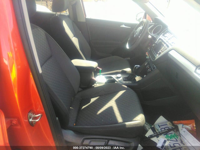 3VV0B7AXXKM112966 Volkswagen TIGUAN S