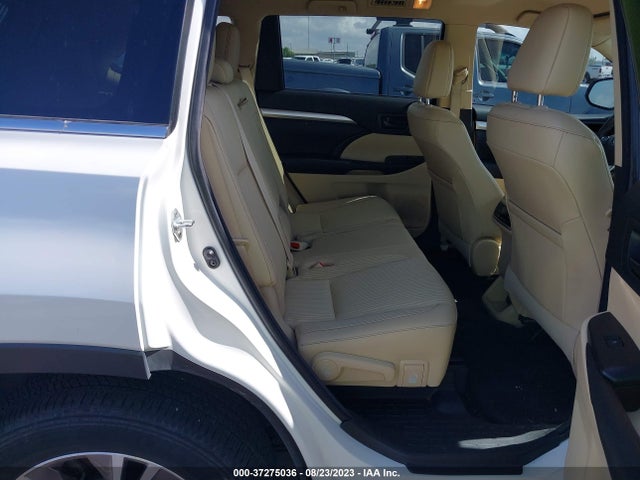 Toyota Highlander Le 2016 5TDZKRFH4GS171327 Image 8