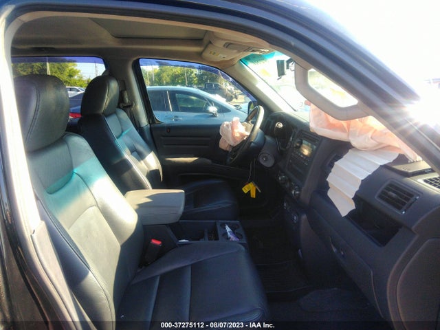2011 HONDA RIDGELINE RTL VIN: 5FPYK1F56BB007102