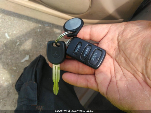 2003 MITSUBISHI DIAMANTE LS VIN: 6MMAP67P63T003922