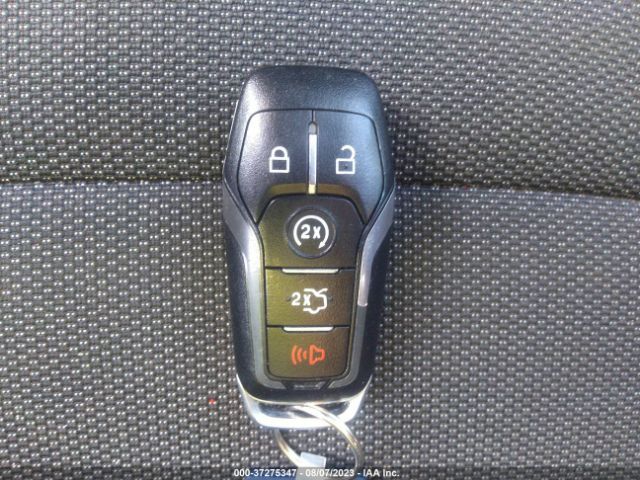 1FA6P8AM1H5280442 Ford Mustang V6