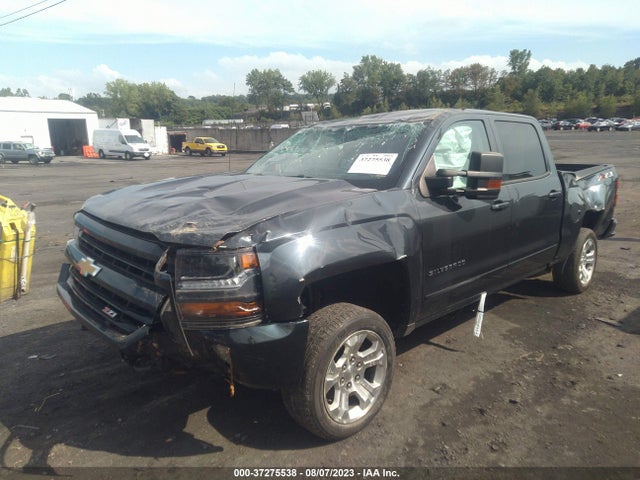Chevrolet Silverado 1500 Lt 2018 3GCUKREC1JG362953 Image 2