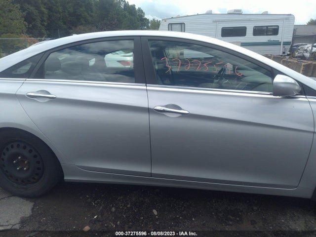 2012 HYUNDAI SONATA 2.4L SE VIN: 5NPEC4AC1CH434934