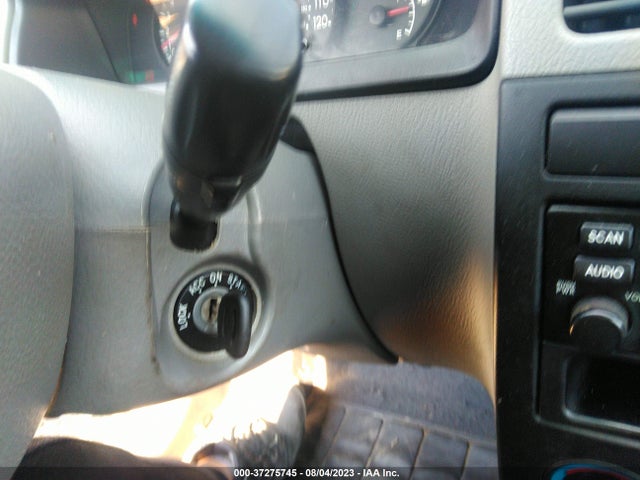 2004 KIA RIO VIN: KNADC125546302391