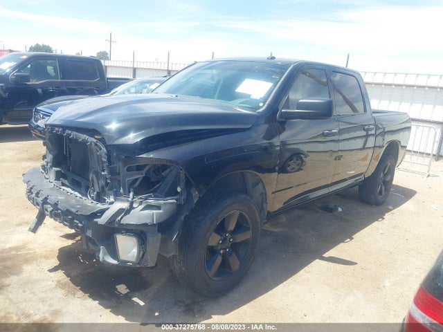 RAM 1500 Express 2015 3C6RR6KT3FG637709 Image 2