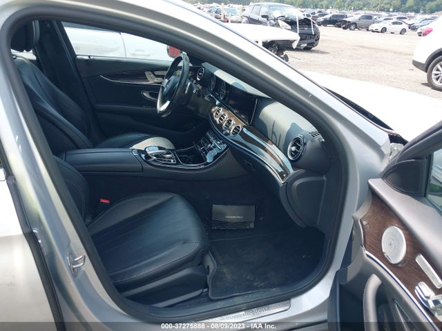 2017 MERCEDES-BENZ E-CLASS E 300 VIN: WDDZF4KB4HA049838