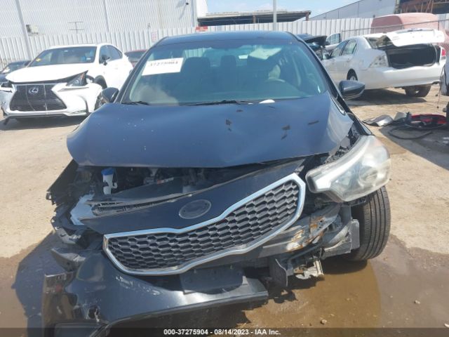 KNAFK4A69F5437132 KIA FORTE LX