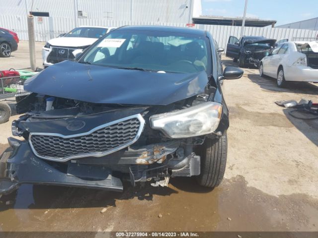 KNAFK4A69F5437132 KIA FORTE LX
