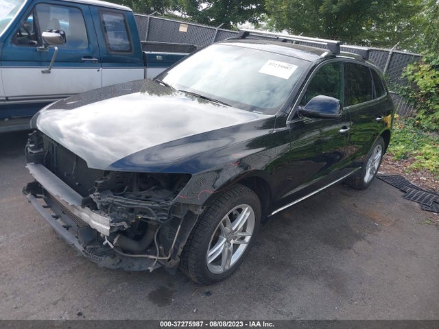 WA1CMAFP0FA108997 Audi Q5 Premium Plus