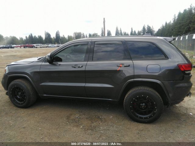 1C4RJFAGXLC405627 Jeep Grand Cherokee Altitude