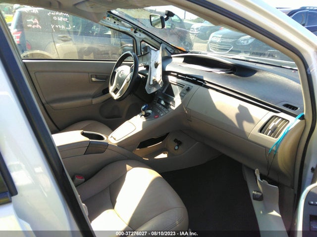 Toyota Prius Four 2015 JTDKN3DU8F0417089 Image 5