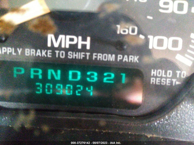 2002 CHEVROLET SILVERADO 1500 LS VIN: 2GCEK19T621209866