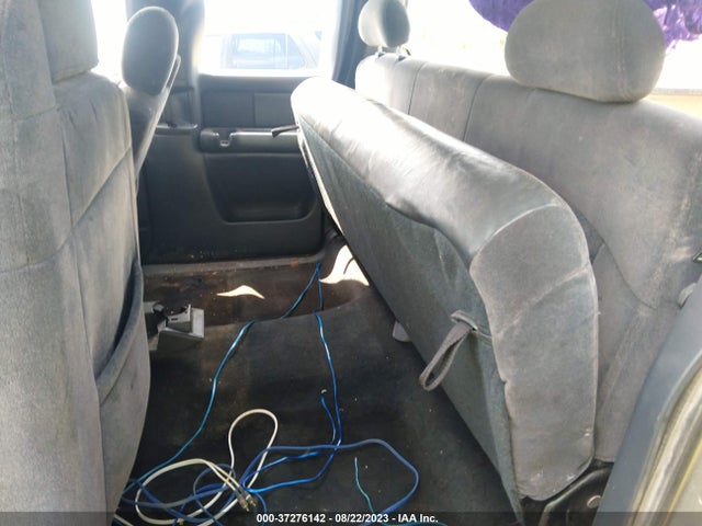 2002 CHEVROLET SILVERADO 1500 LS VIN: 2GCEK19T621209866