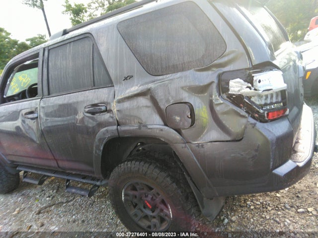 Toyota 4runner Sr5 Premium 2022 JTEFU5JR4N5271352 Image 6