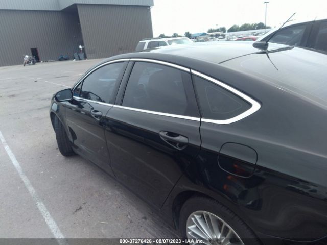 3FA6P0HD0GR172896 Ford FUSION SE