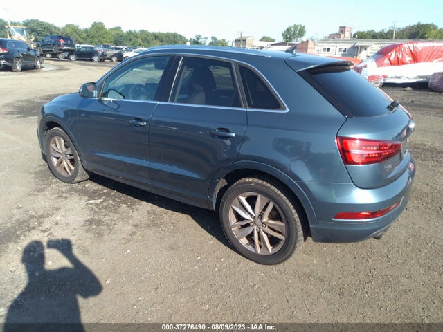 WA1JCCFS1HR004033 Audi Q3 Premium Plus