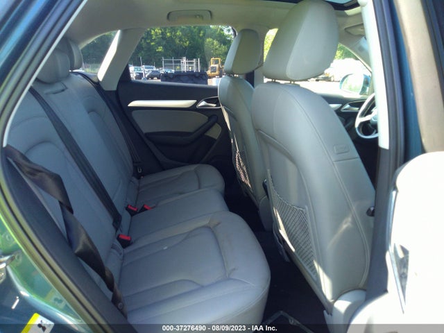 WA1JCCFS1HR004033 Audi Q3 Premium Plus