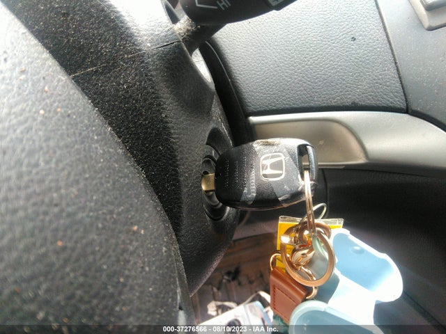 2010 HONDA ACCORD SDN EX-L VIN: 1HGCP2F84AA145475