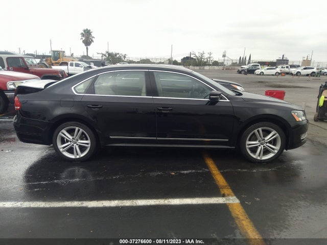 1VWCS7A37FC117460 Volkswagen Passat 1.8t Sel Premium