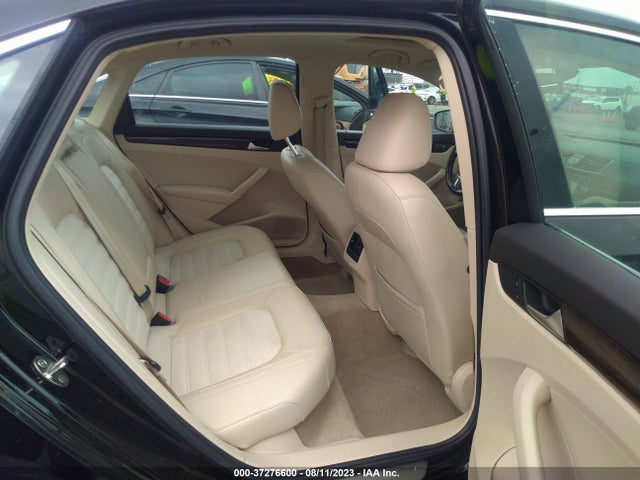 1VWCS7A37FC117460 Volkswagen Passat 1.8t Sel Premium