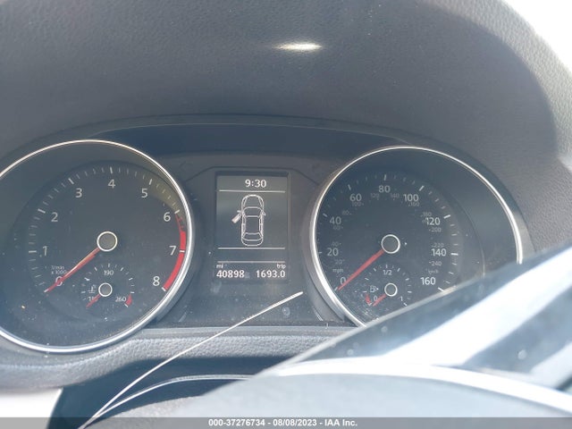1VWAT7A31GC003167 Volkswagen Passat 1.8t S