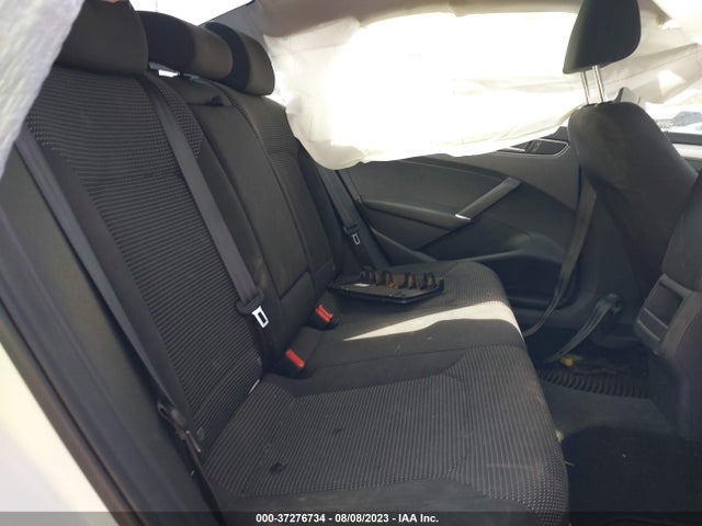 1VWAT7A31GC003167 Volkswagen Passat 1.8t S