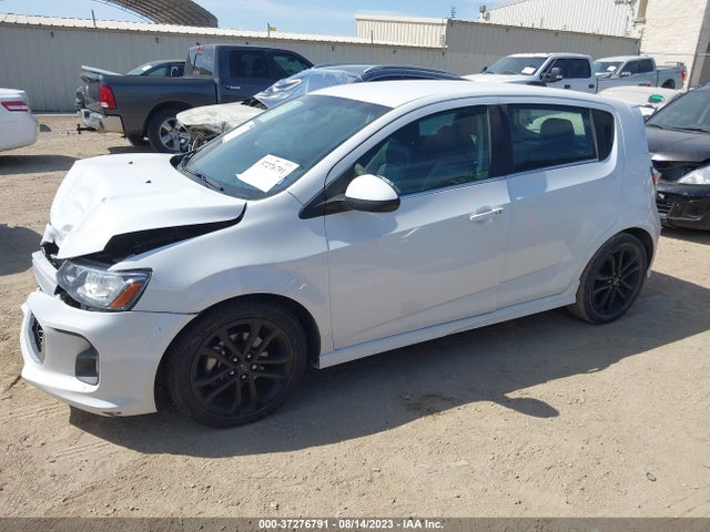 Chevrolet Sonic Premier 2019 1G1JF6SB5K4108719 Image 2