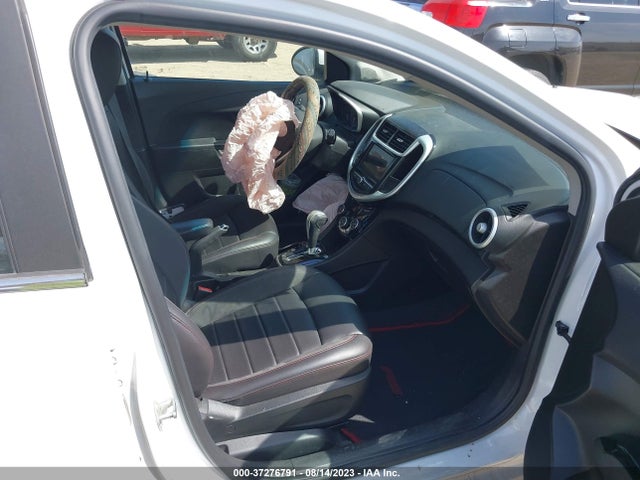 Chevrolet Sonic Premier 2019 1G1JF6SB5K4108719 Image 11