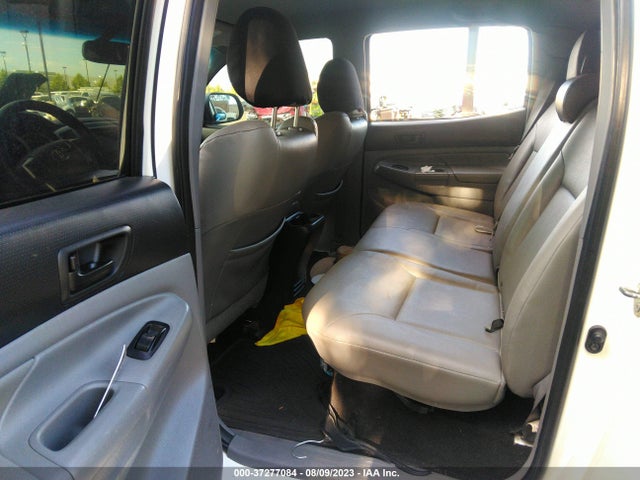 Toyota Tacoma Prerunner 2014 3TMJU4GN6EM168053 Image 8