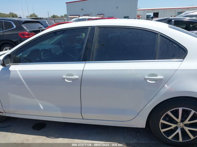 3VWDB7AJ6HM232796 Volkswagen Jetta 1.4t Se