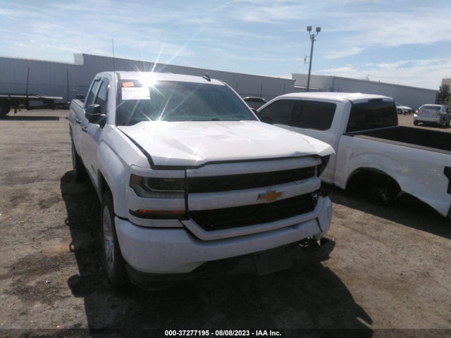 Chevrolet Silverado 1500 Custom 2018 1GCVKPEC2JZ201035 Image 12