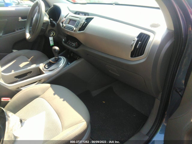 2016 KIA SPORTAGE LX VIN: KNDPB3AC7G7854052