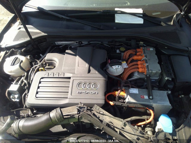 WAUUPBFF1GA104034 Audi A3 E-tron Premium