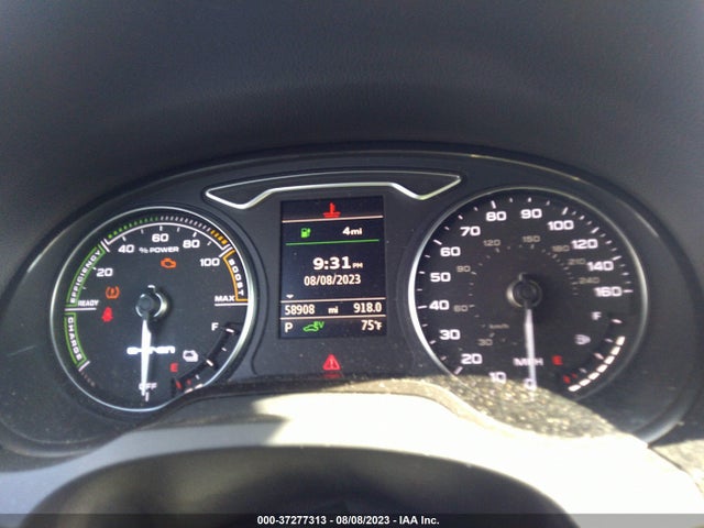 WAUUPBFF1GA104034 Audi A3 E-tron Premium