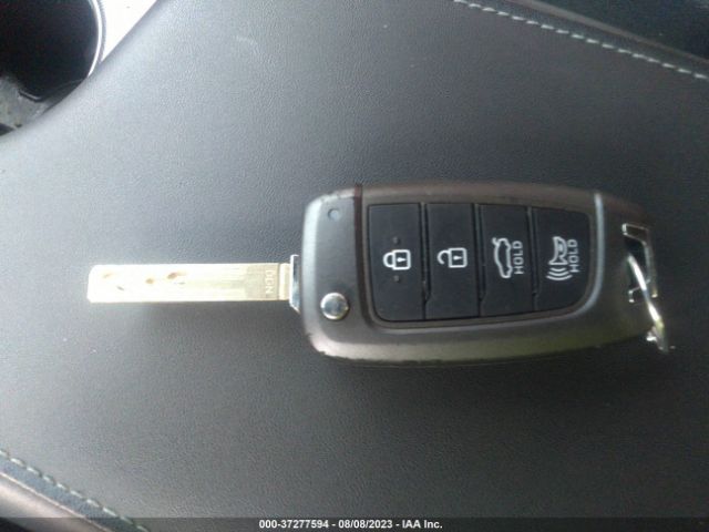 5NPEG4JA8MH118886 Hyundai SONATA SE