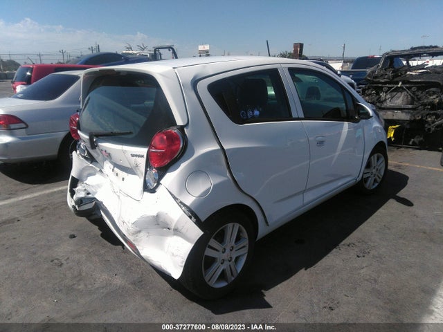 Chevrolet SPARK LS 2015 KL8CB6S96FC795867 Image 4