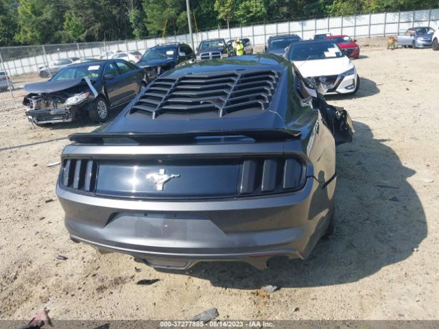1FA6P8AM8H5202028 Ford Mustang V6