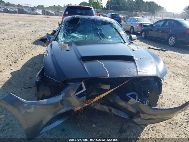 1FA6P8AM8H5202028 Ford Mustang V6