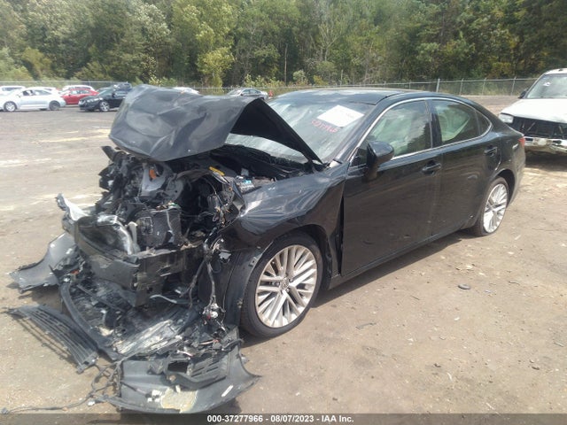 JTHBK1GG2E2137057 Lexus ES 350