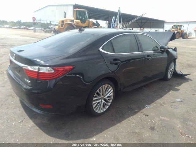 JTHBK1GG2E2137057 Lexus ES 350