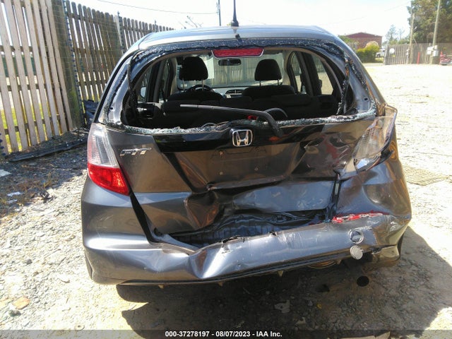 2013 HONDA FIT VIN: JHMGE8H38DC005236