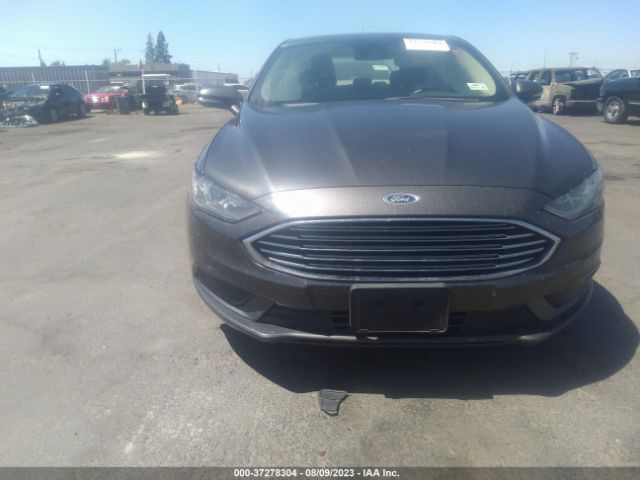 3FA6P0H70HR383267 Ford FUSION SE