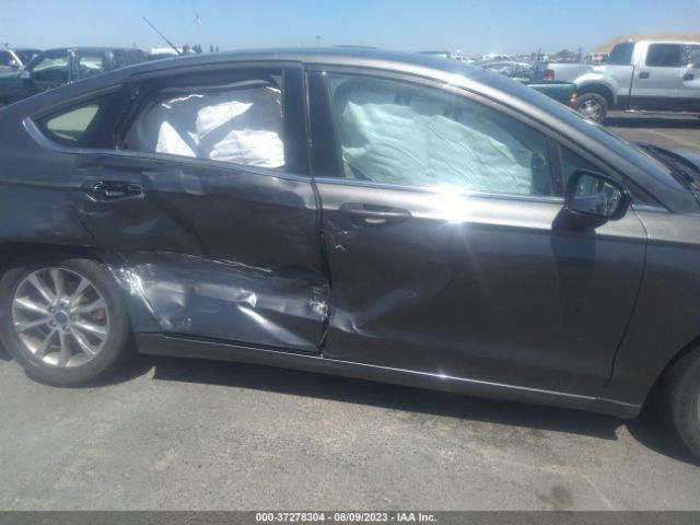 3FA6P0H70HR383267 Ford FUSION SE